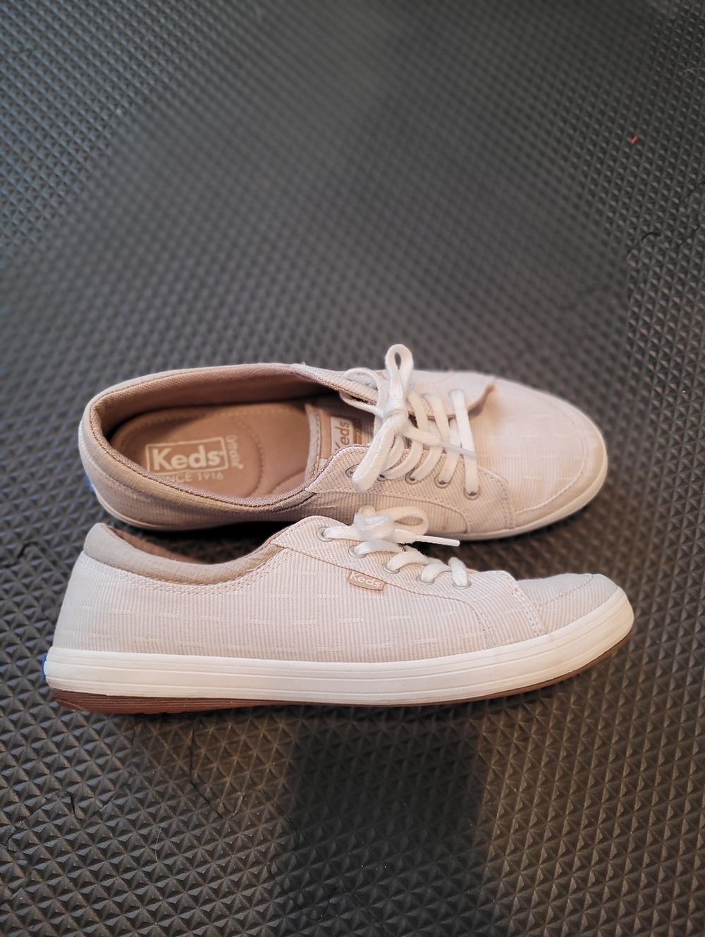 Keds Sneakers